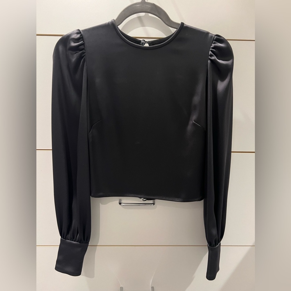 NWT Aritzia Open Back top